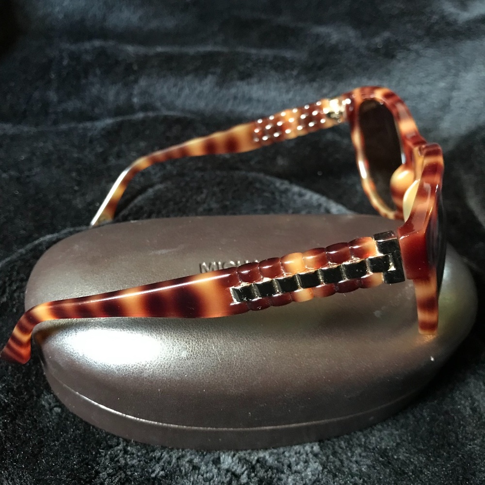 MICHAEL Michael Kors Sunglasses - Picture 3 of 4